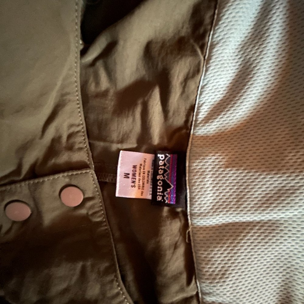 Patagonia Women's Lightweight Hiking Pants - Picture 2 of 3